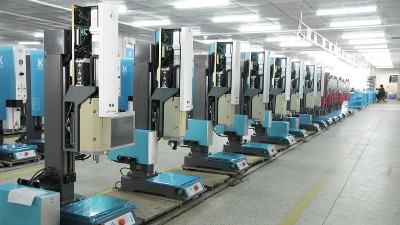 靈科超聲波——化妝品盒中的應(yīng)用與突破